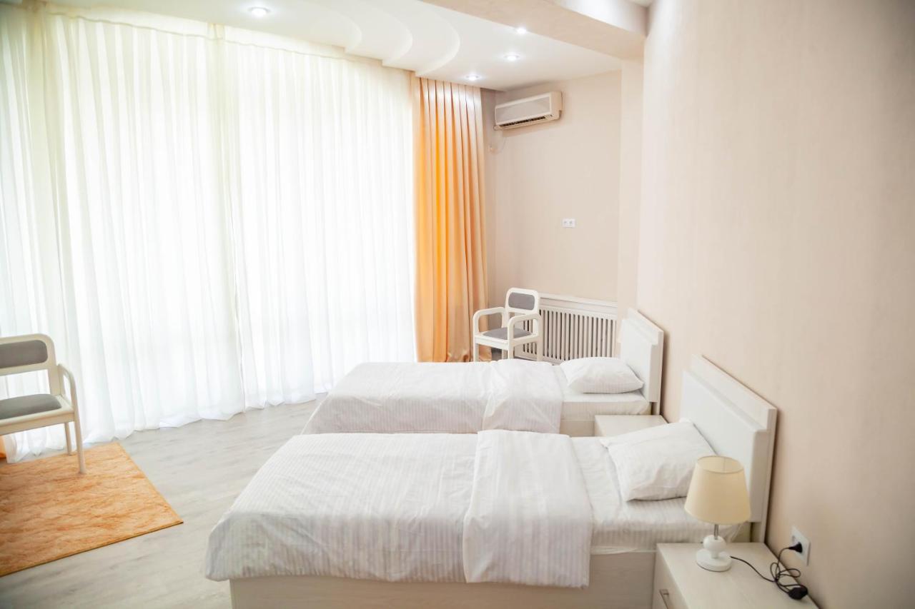 Ridon Lux Hotel Tasjkent Buitenkant foto